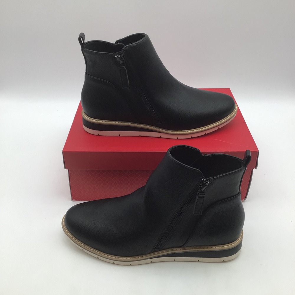 Kelly & Katie Ashton Black Ankle Boots Side Zip Flat‎ Wedge Womens Size 8 M NEW